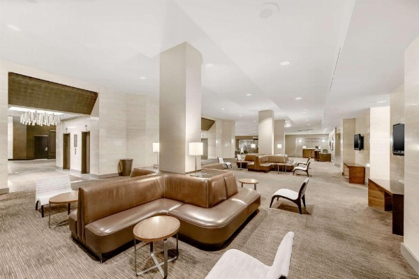 Hilton Anaheim image 11