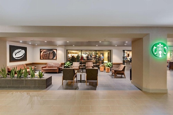 Hilton Anaheim image 14