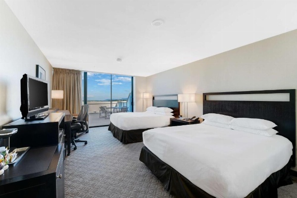 Hilton Anaheim image 25